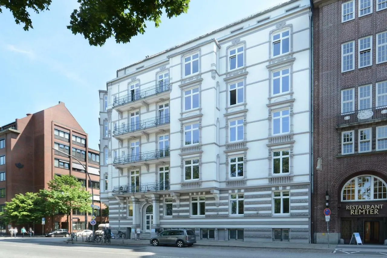 The Suites City Lofts At The Park Hamburg